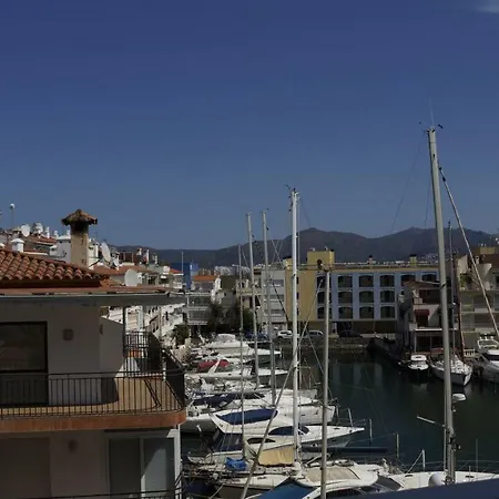 Nautic Empuriabrava Apartment *